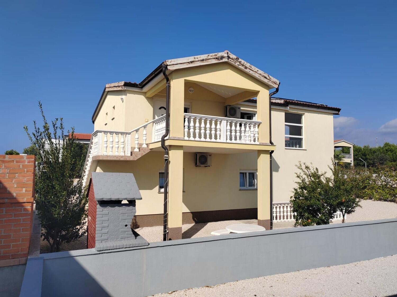 Apartments Draga - Comfortable & Afordable Vir Exterior photo