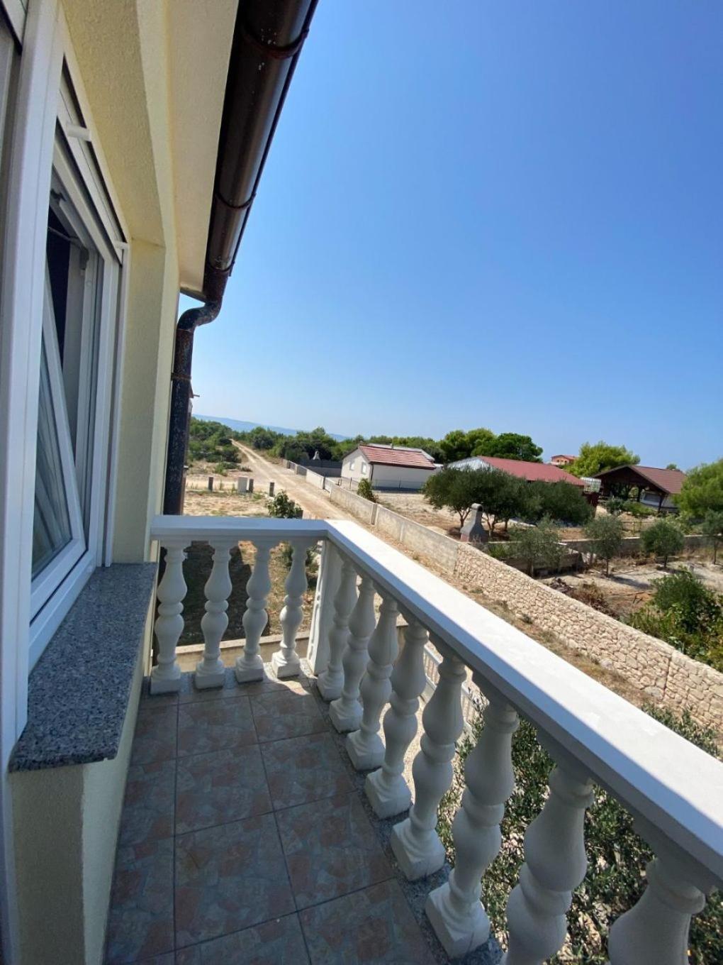 Apartments Draga - Comfortable & Afordable Vir Exterior photo